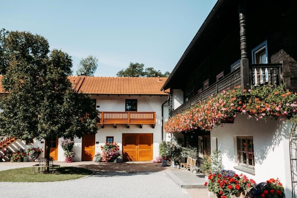 Ferienwohnung Stuiber Haarbach Exterior foto